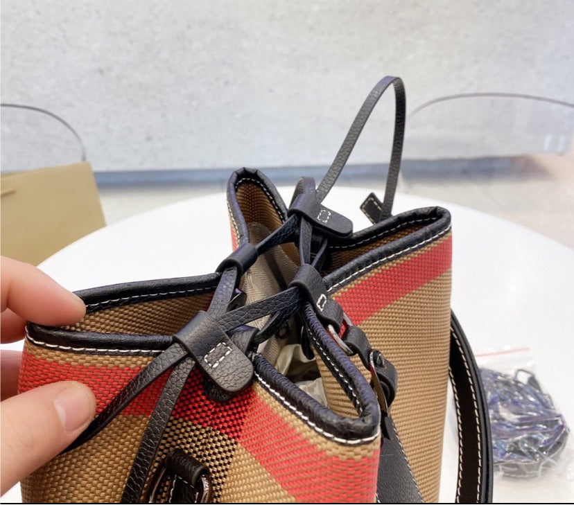 Burberry woman Handbag